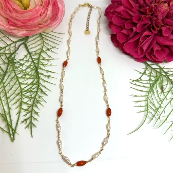 Valentine’s Jewelry Co Jewelry - NEW⚜️Coral & Baroque Pearl Beaded Necklace